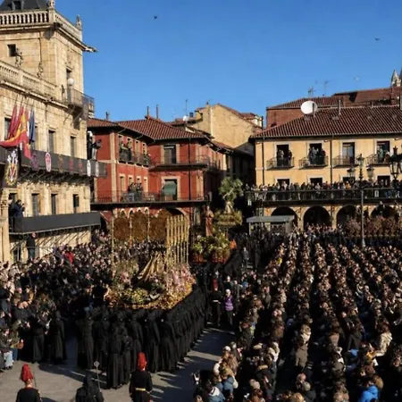Arquitecto De La Vida - Plaza Mayor Gasthof *