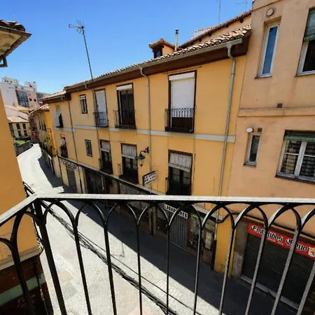 Arquitecto De La Vida - Plaza Mayor Gasthof *